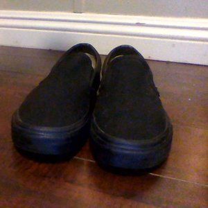black vans slip-on